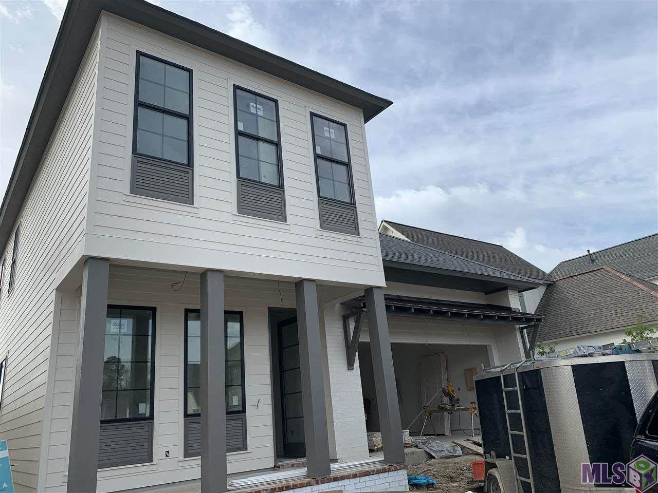 18374 Vis-A-Vis Ave - Photo 1