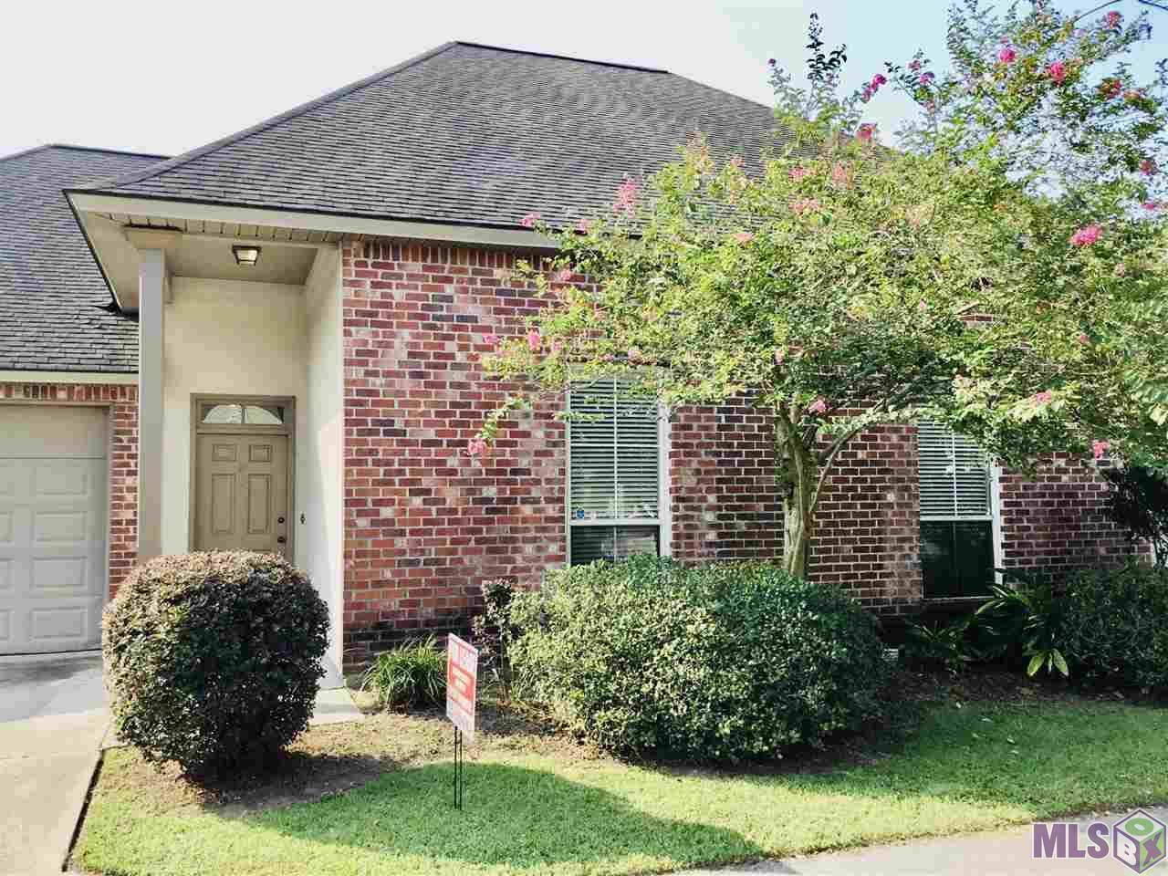 8434 Summa Ave - Photo 1