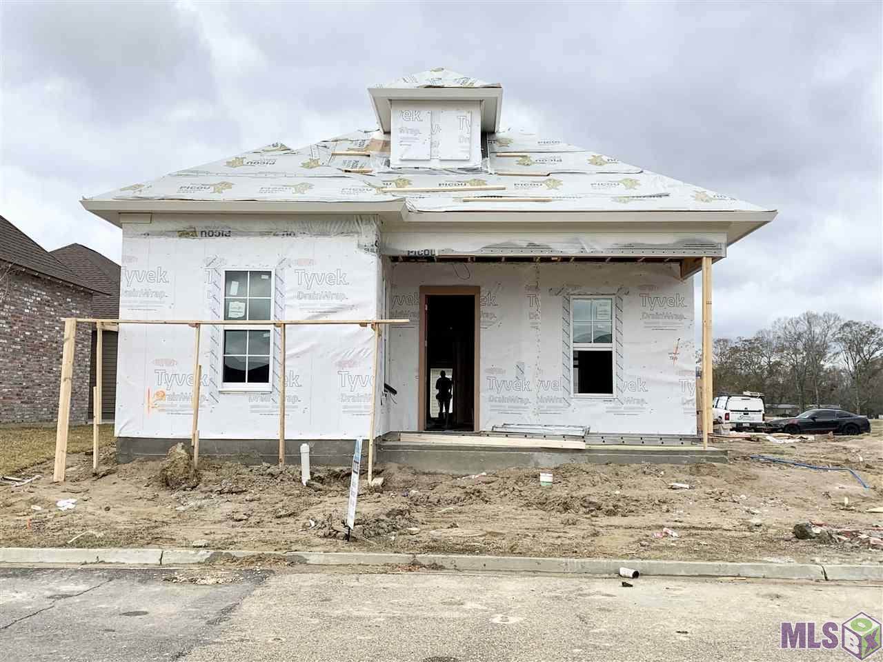 4144 Memorial Square - Photo 1