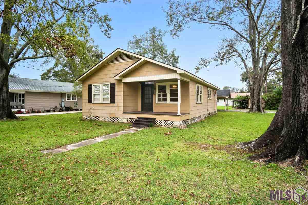 57910 Joseph St - Photo 1
