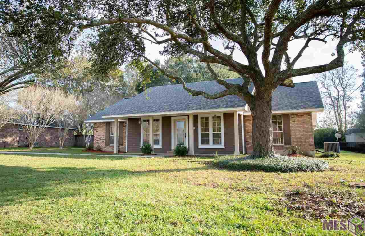 37339 Southwood Village Ave - Photo 1