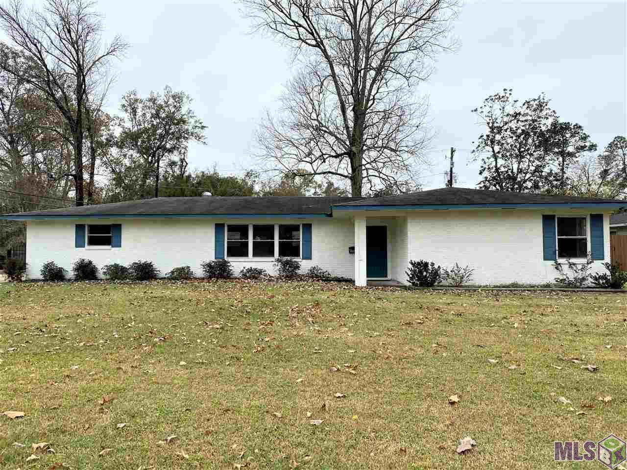 9474 Parkview Dr - Photo 1