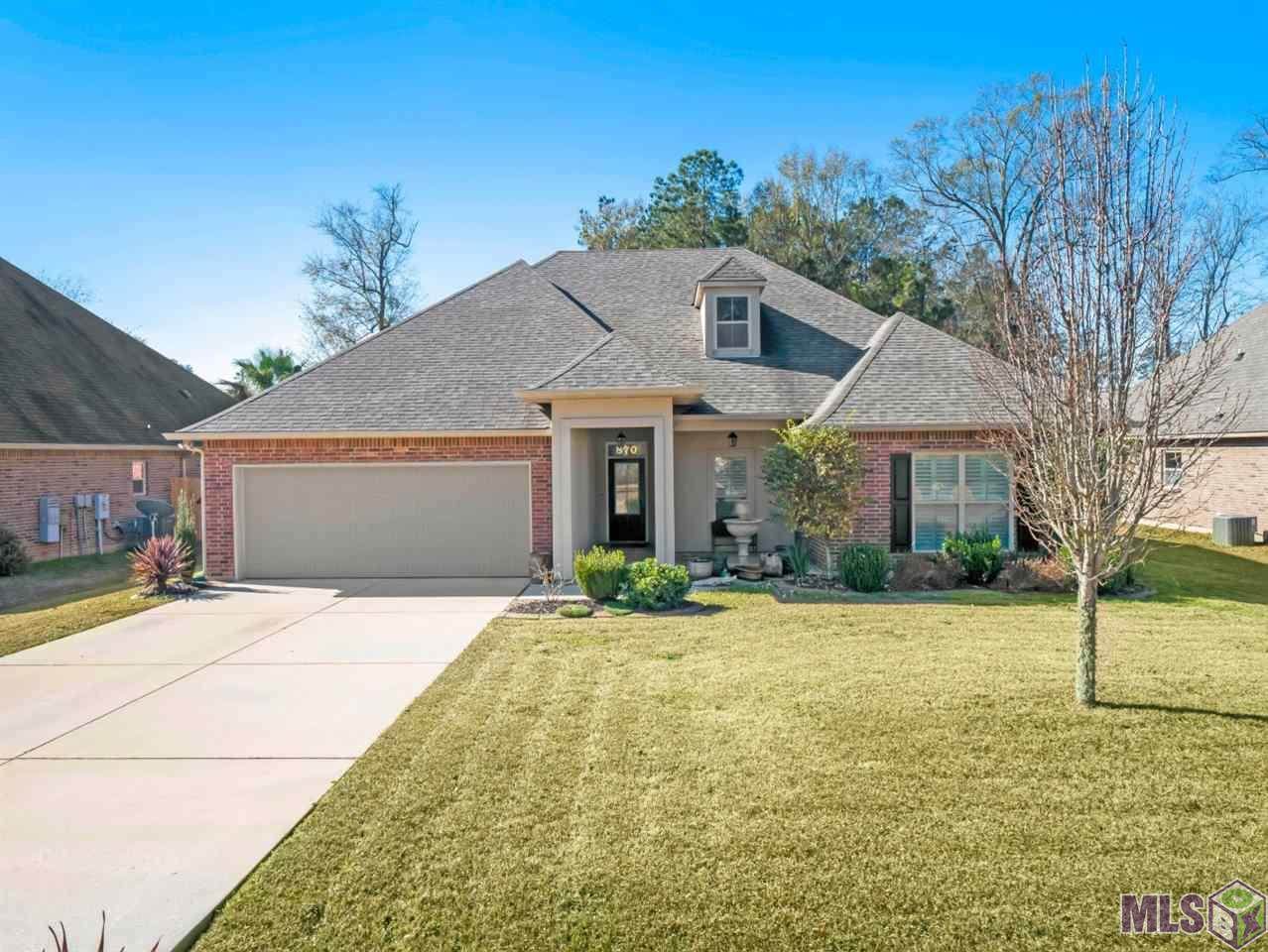 870 Woodsprings Ct - Photo 1
