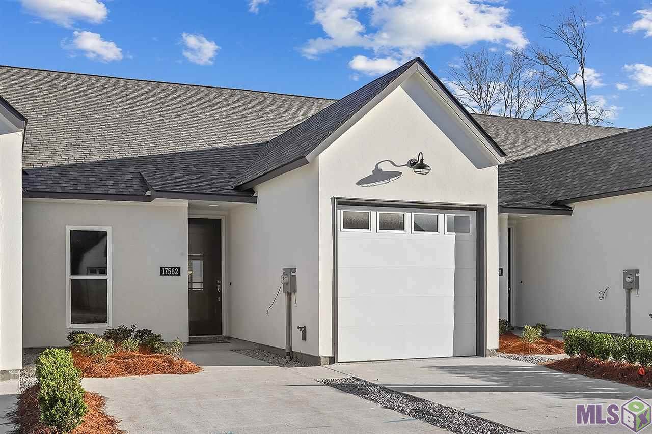 17558 Comfort Blvd - Photo 1