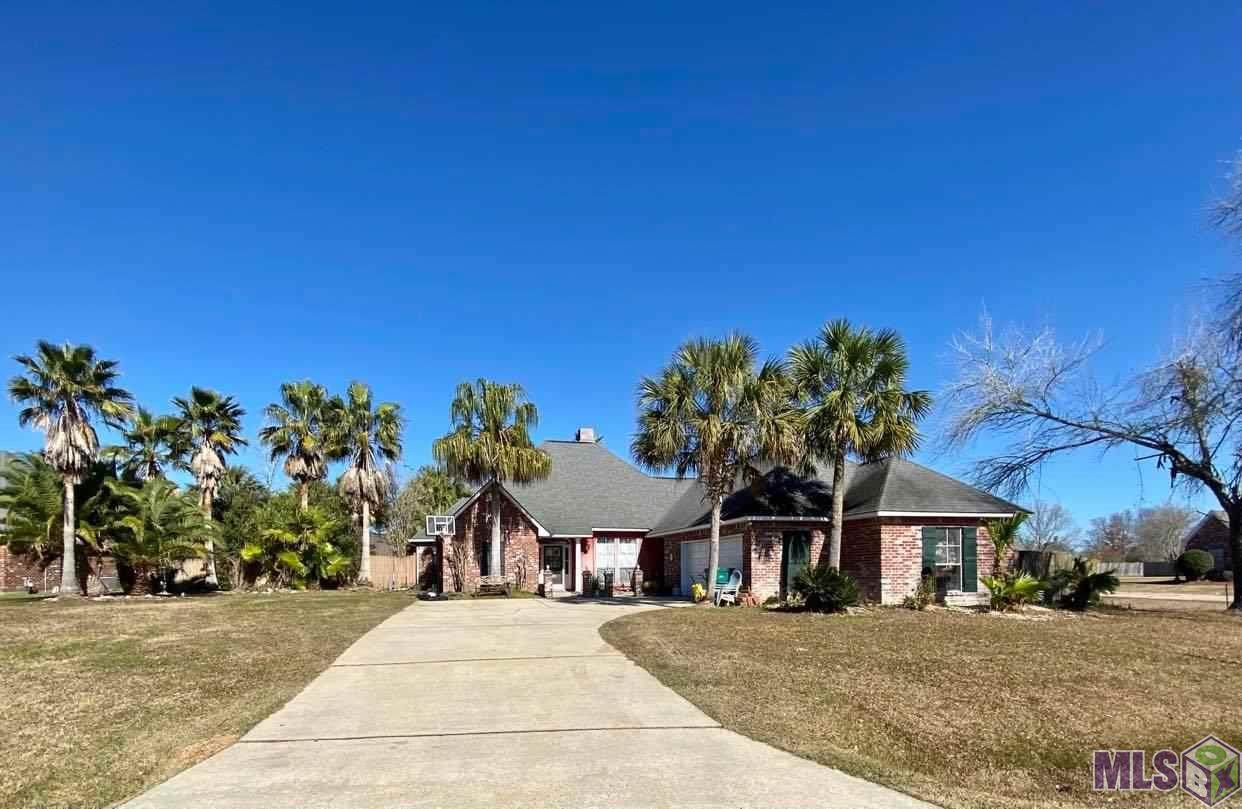 8713 Wyeth Dr - Photo 1
