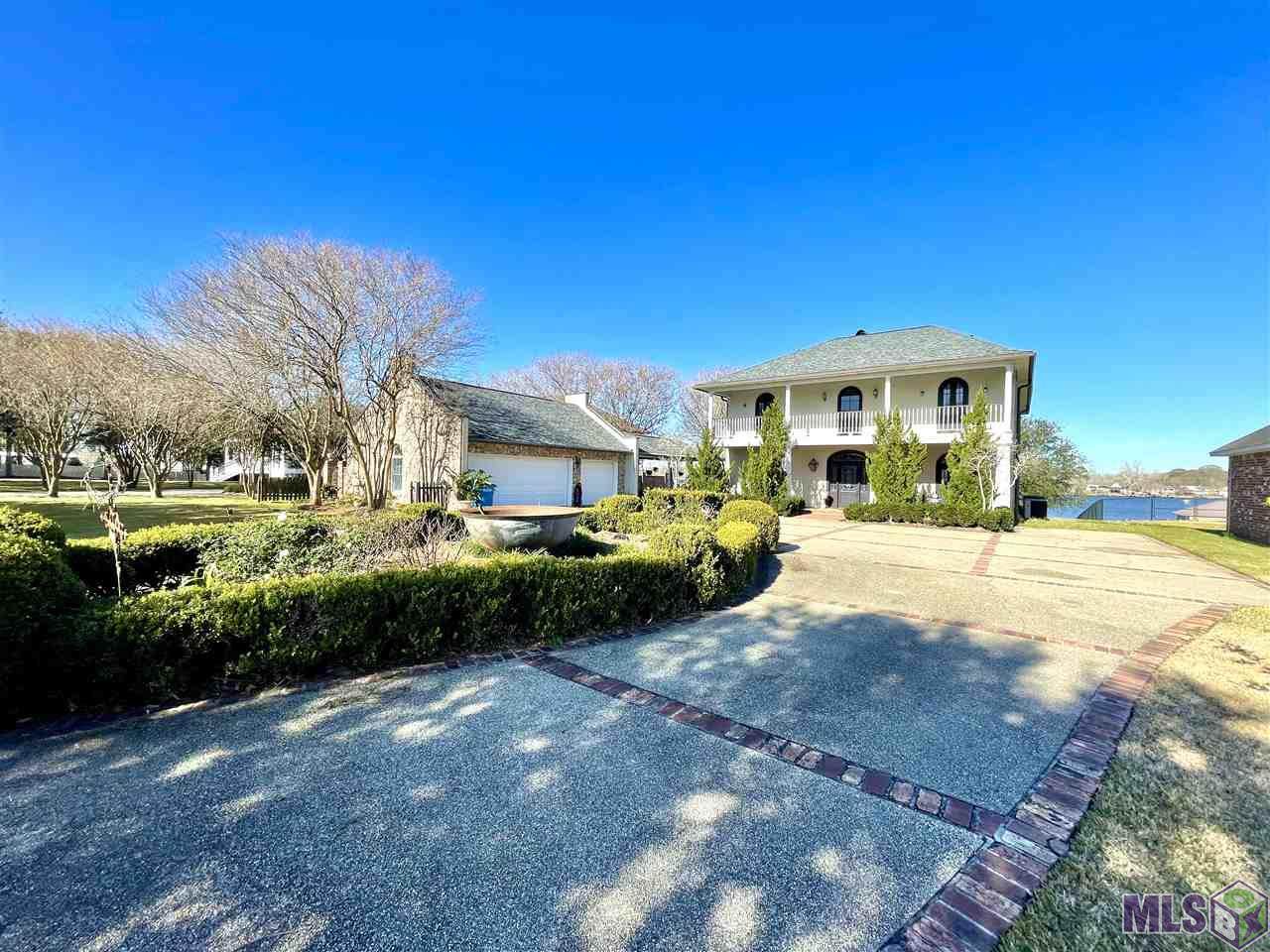 7438 False River Rd - Photo 1