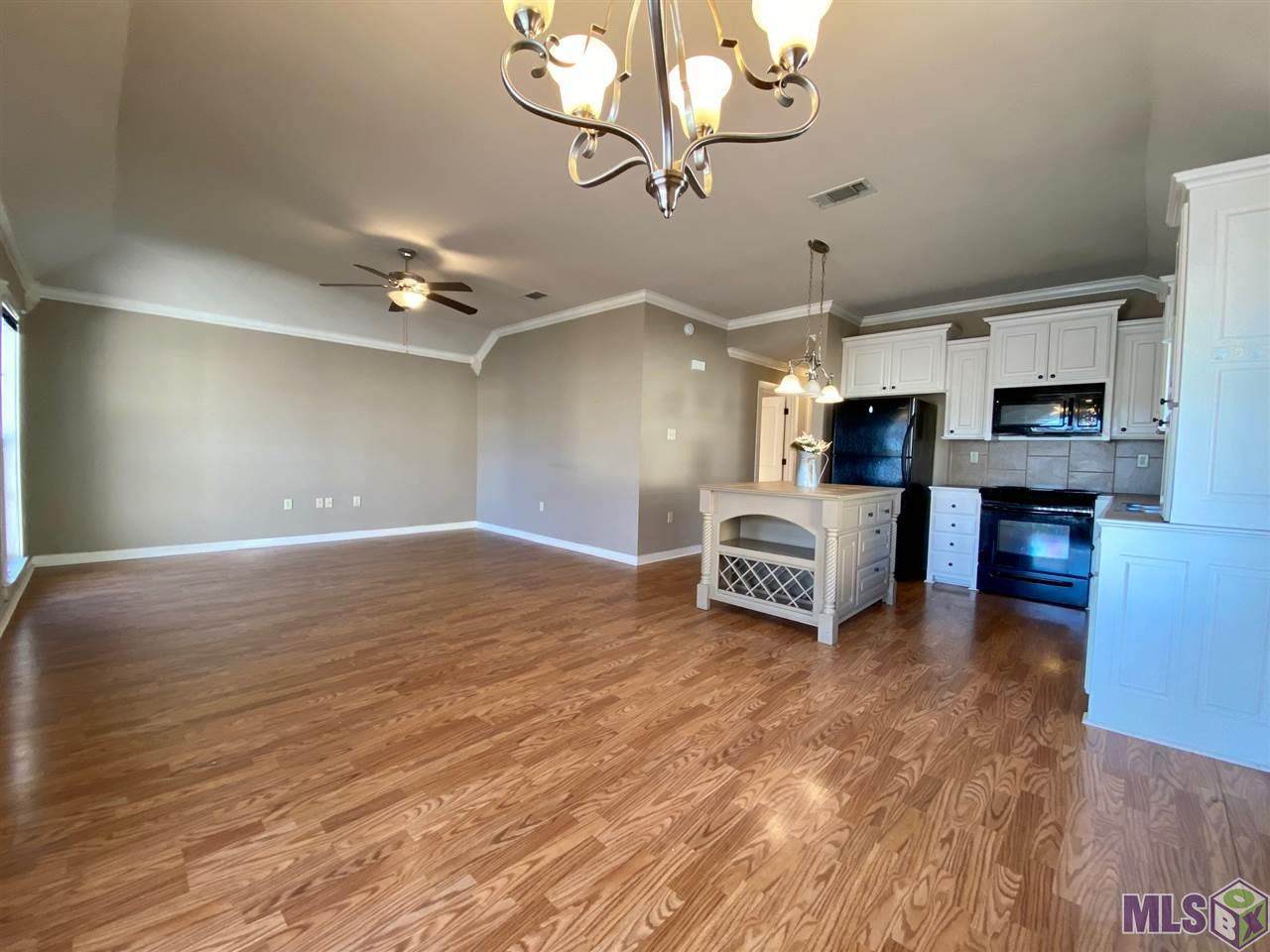 15155 Hwy 44 - Photo 1