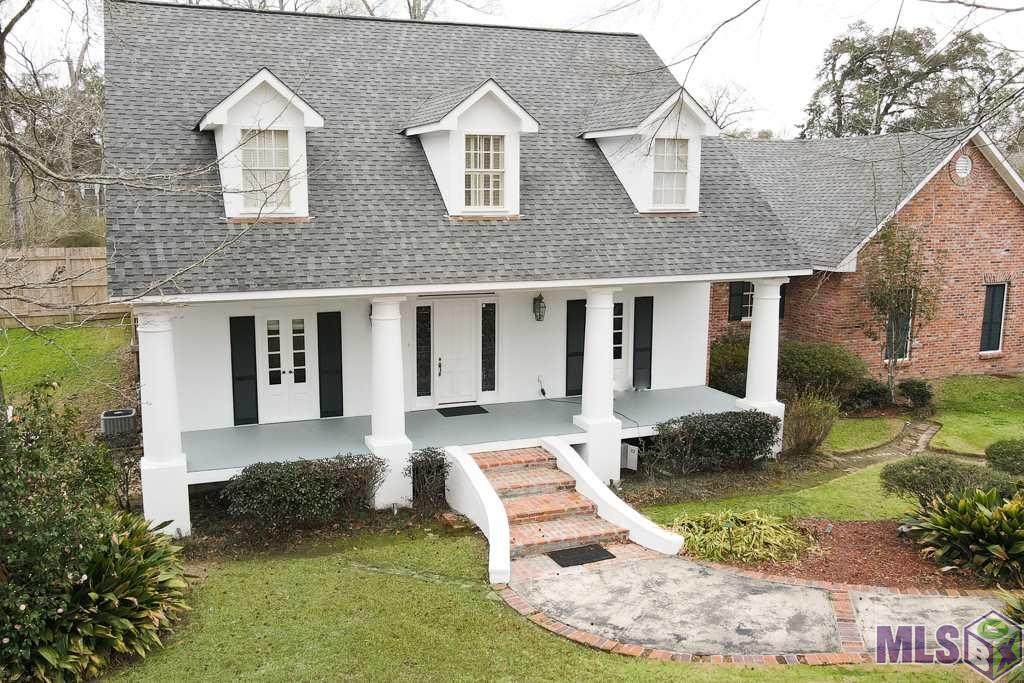 754 Woodview Ct - Photo 1