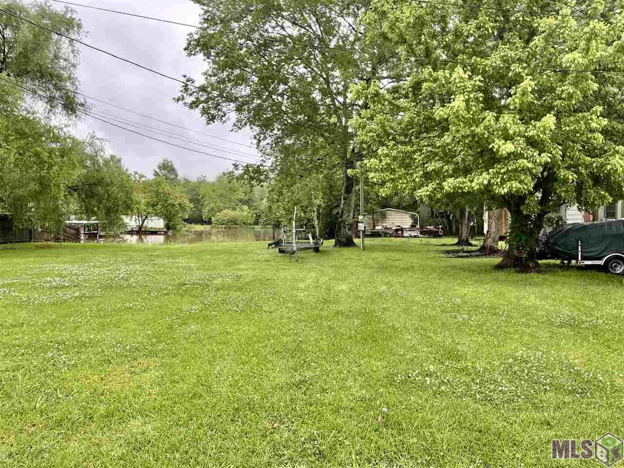 7912 Lance St - Photo 1