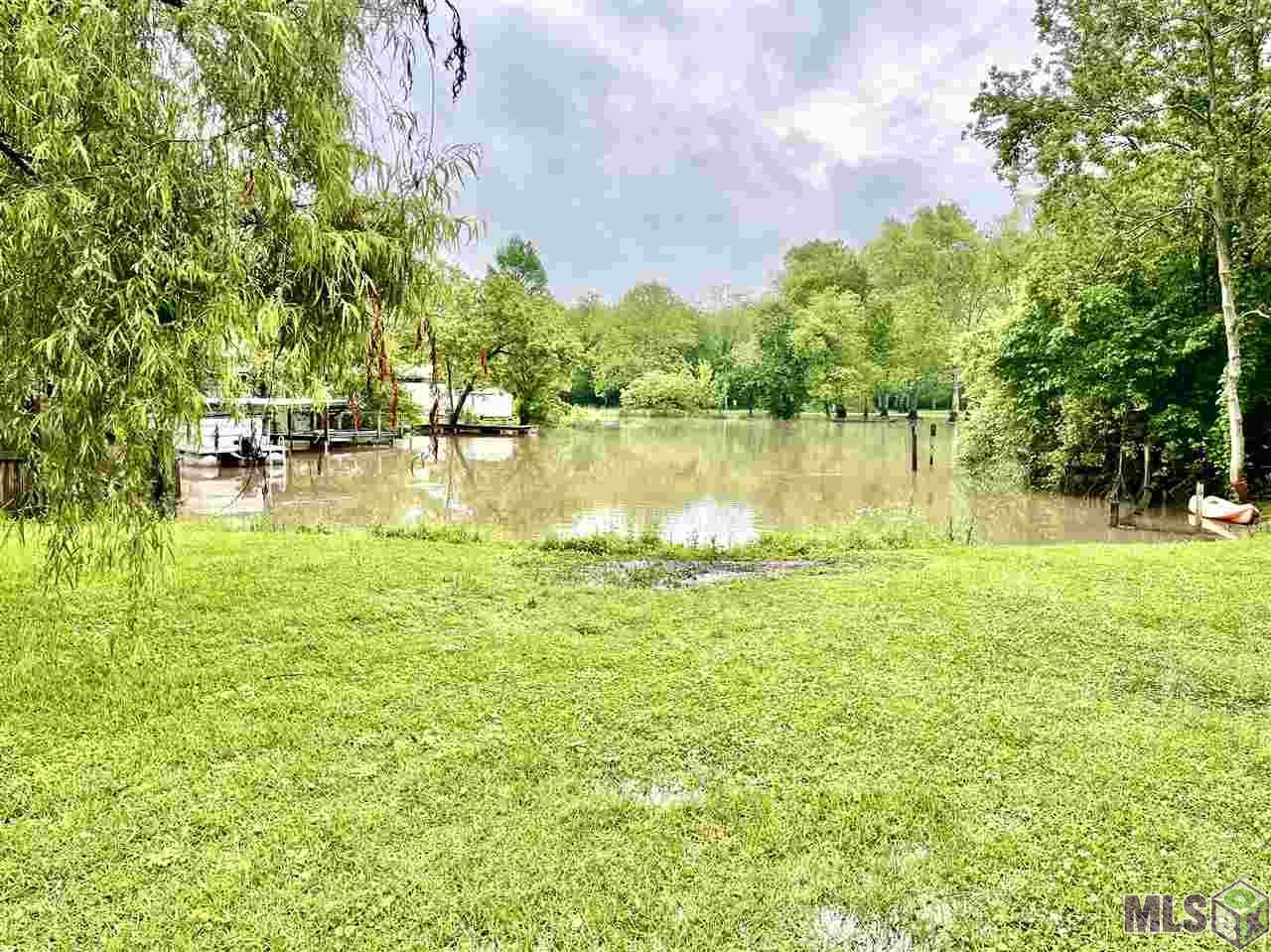7916 Lance St - Photo 1