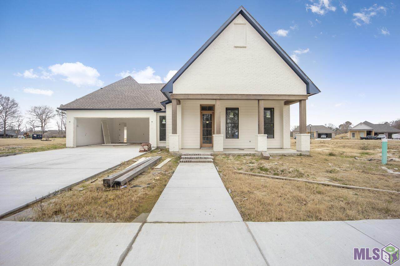 1126 Camellia Way - Photo 1