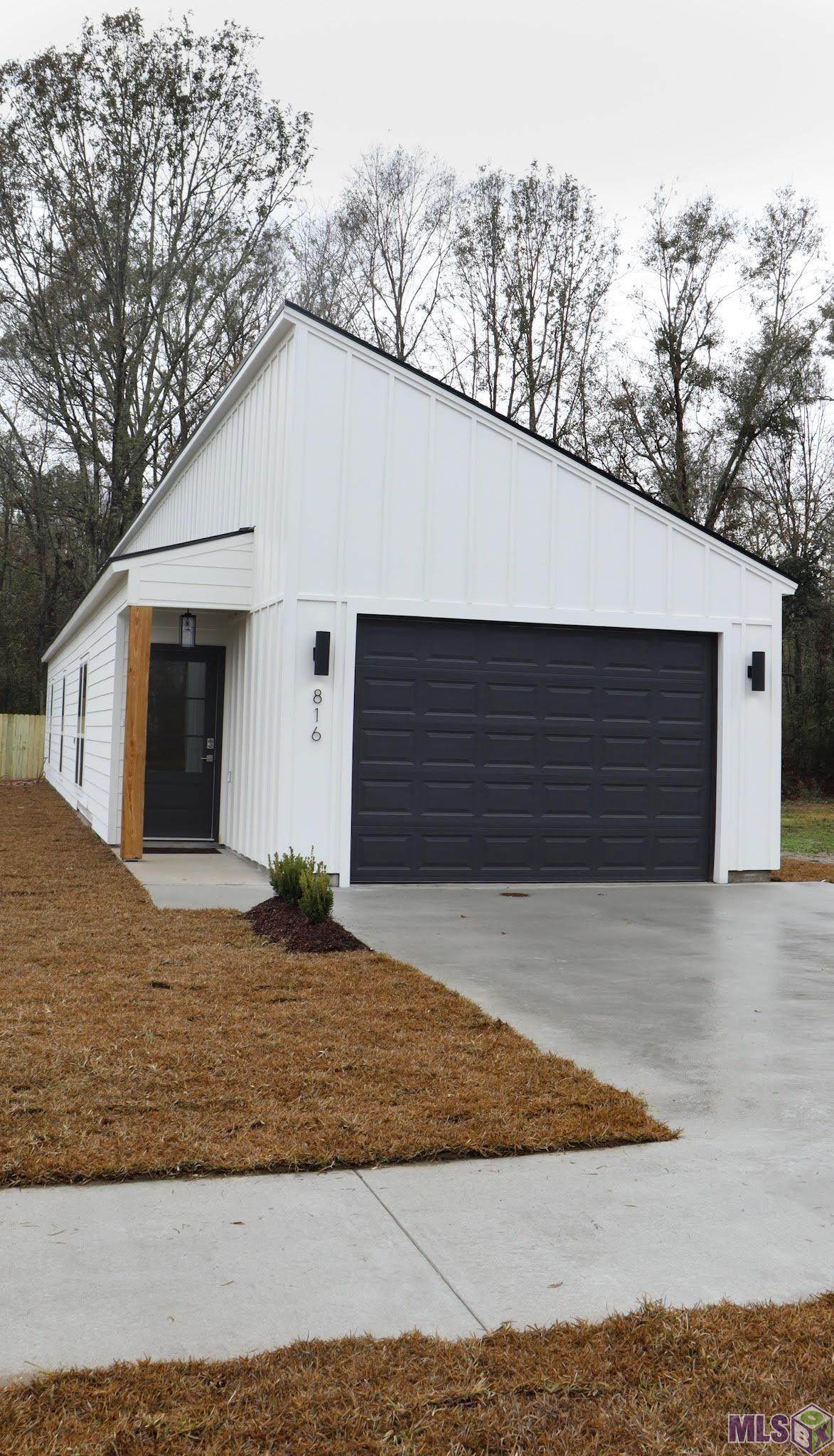 816 Audubon Place Ave - Photo 1