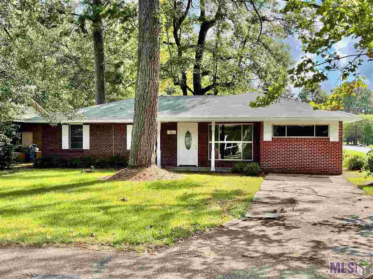 602 Poplar St - Photo 1