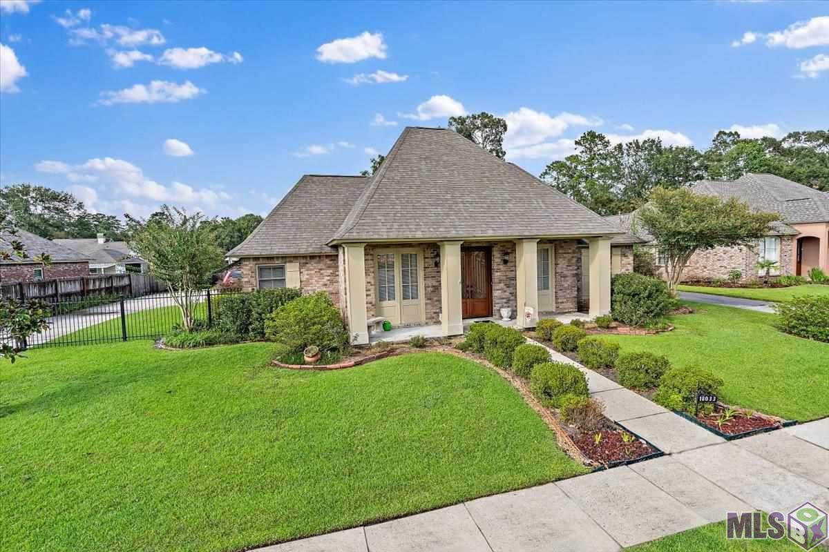 18033 Bellingrath Lakes Ave - Photo 1