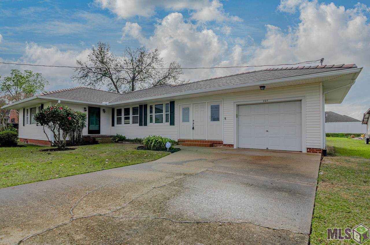 527 Airline Ave - Photo 1