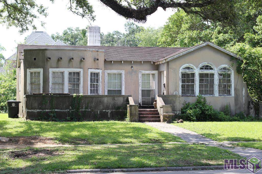 338 Cornell Ave - Photo 1