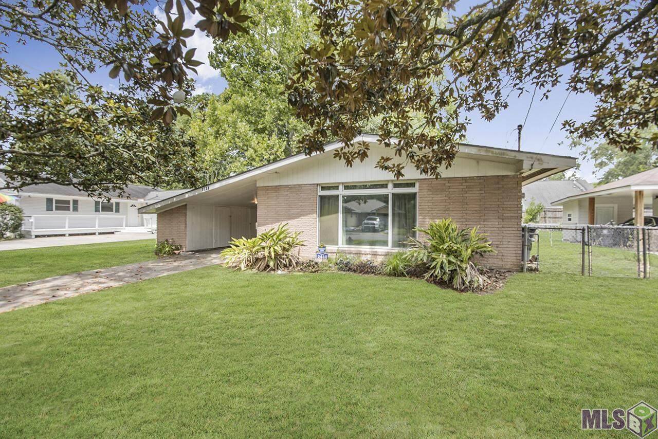 2440 Rhododendron Ave - Photo 1