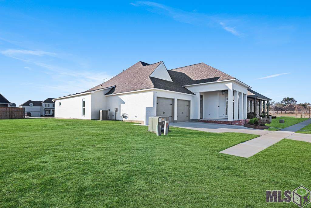 38177 Silver Creek Ct - Photo 1