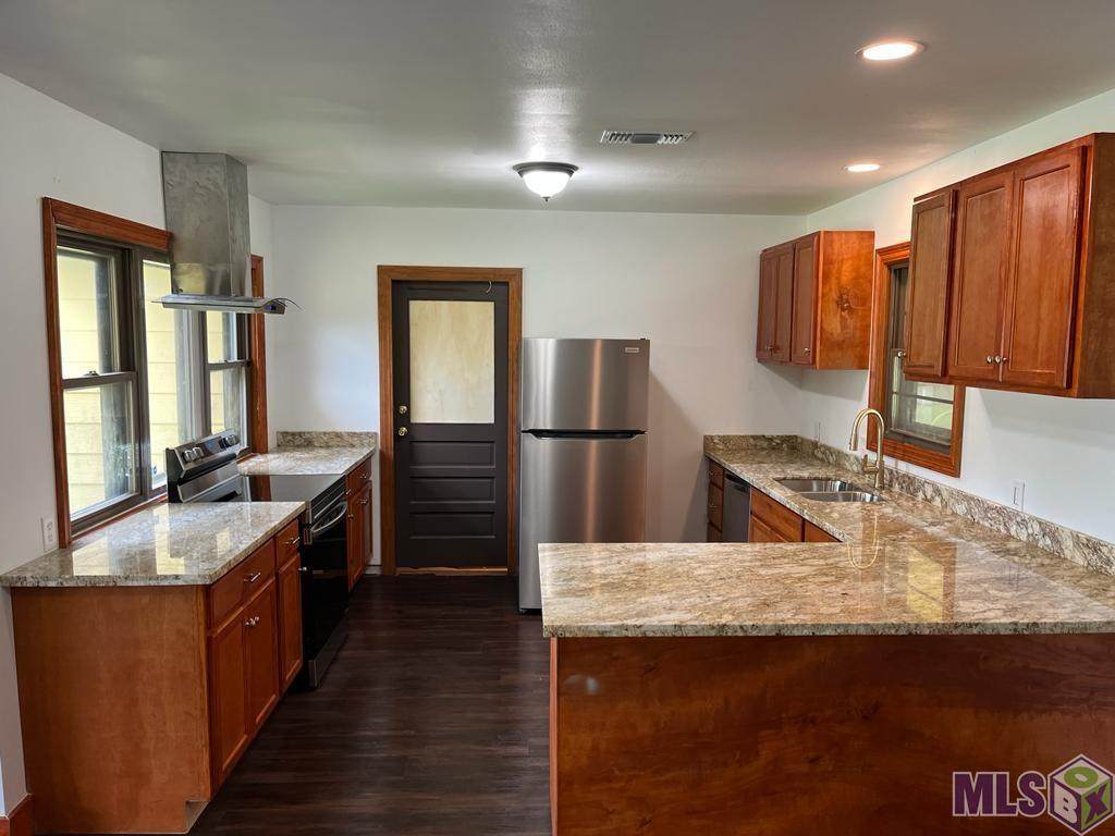 11465 Cagle Ave - Photo 1