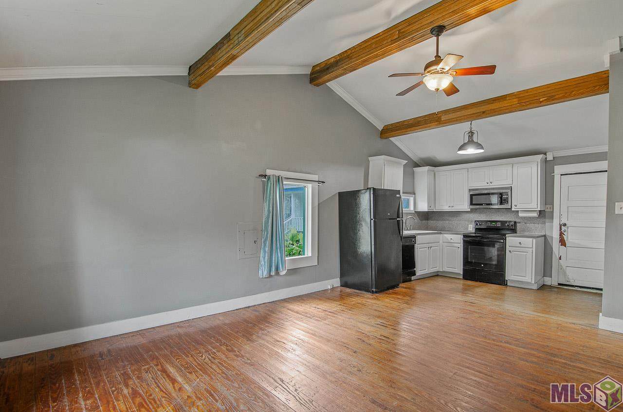 220 Ascension St - Photo 1