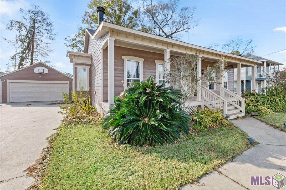 1235 Tiffani St - Photo 1