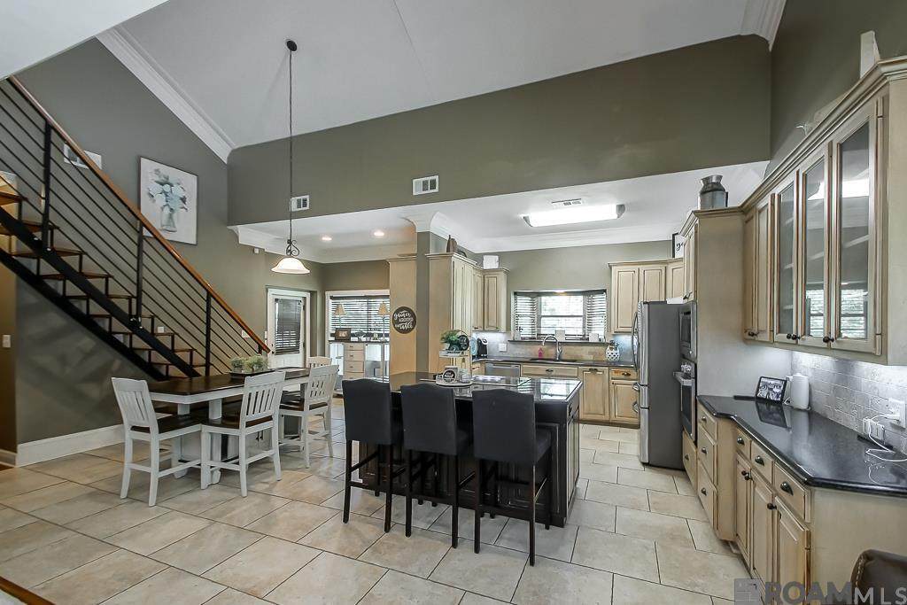 10373 Gurney Rd - Photo 1