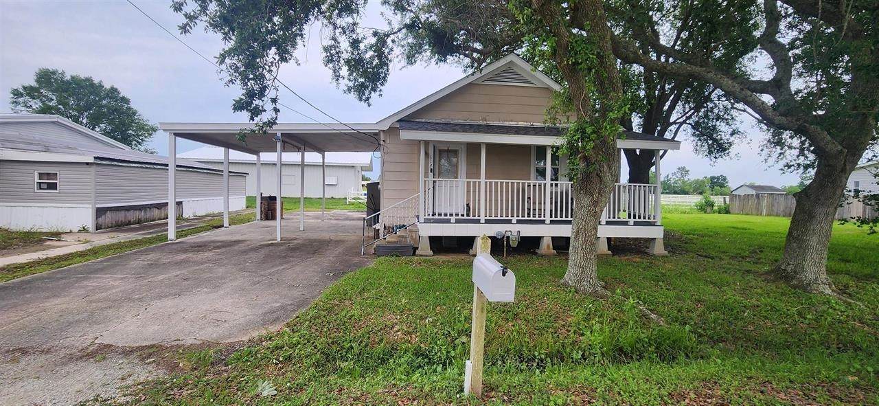 117 Ledet Drive - Photo 1