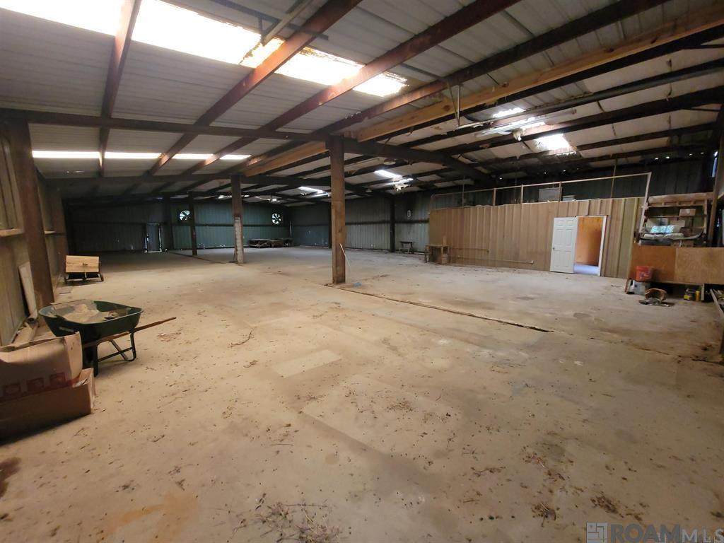 19351 Plank Rd - Photo 1