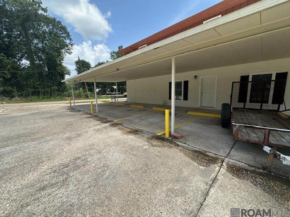 31808 Netterville Rd - Photo 1