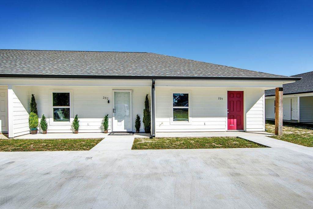 1300 Lafourche Drive - Photo 1