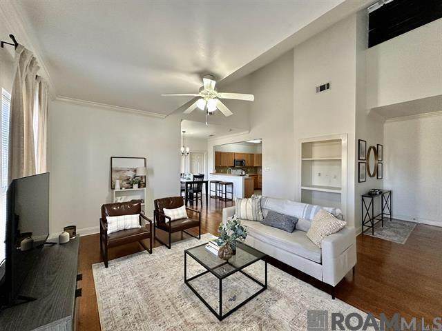 https://bt-photos.global.ssl.fastly.net/batonrouge/orig_boomver_2_2026000305-2.jpg