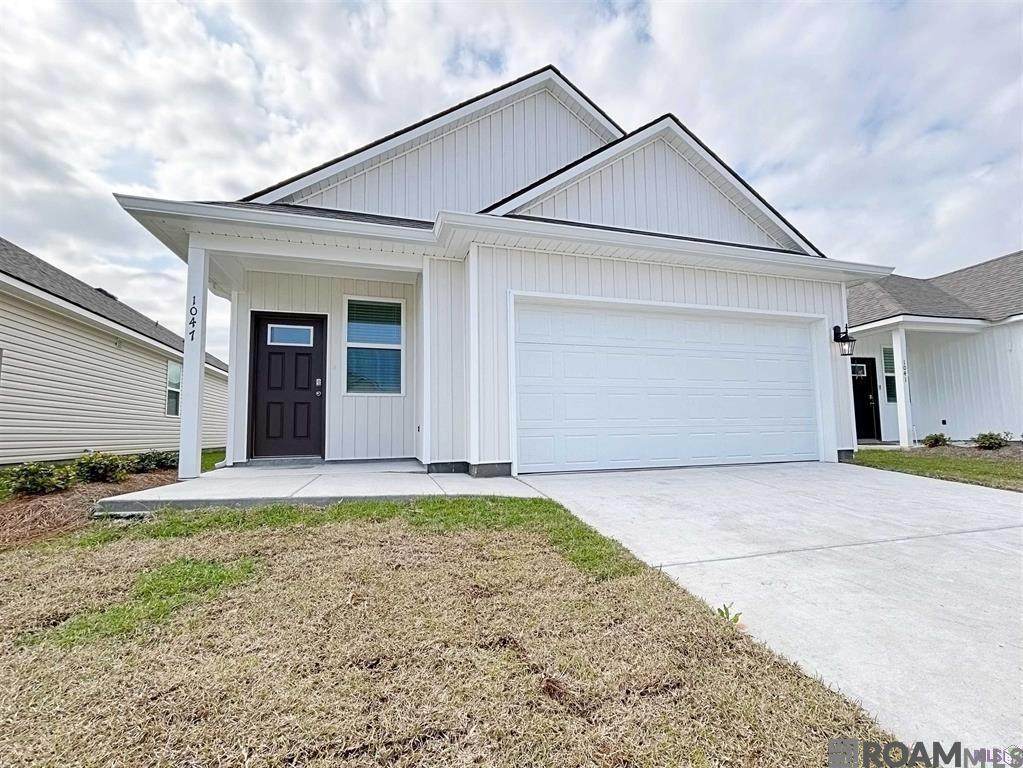 1047 Drago Dr - Photo 1