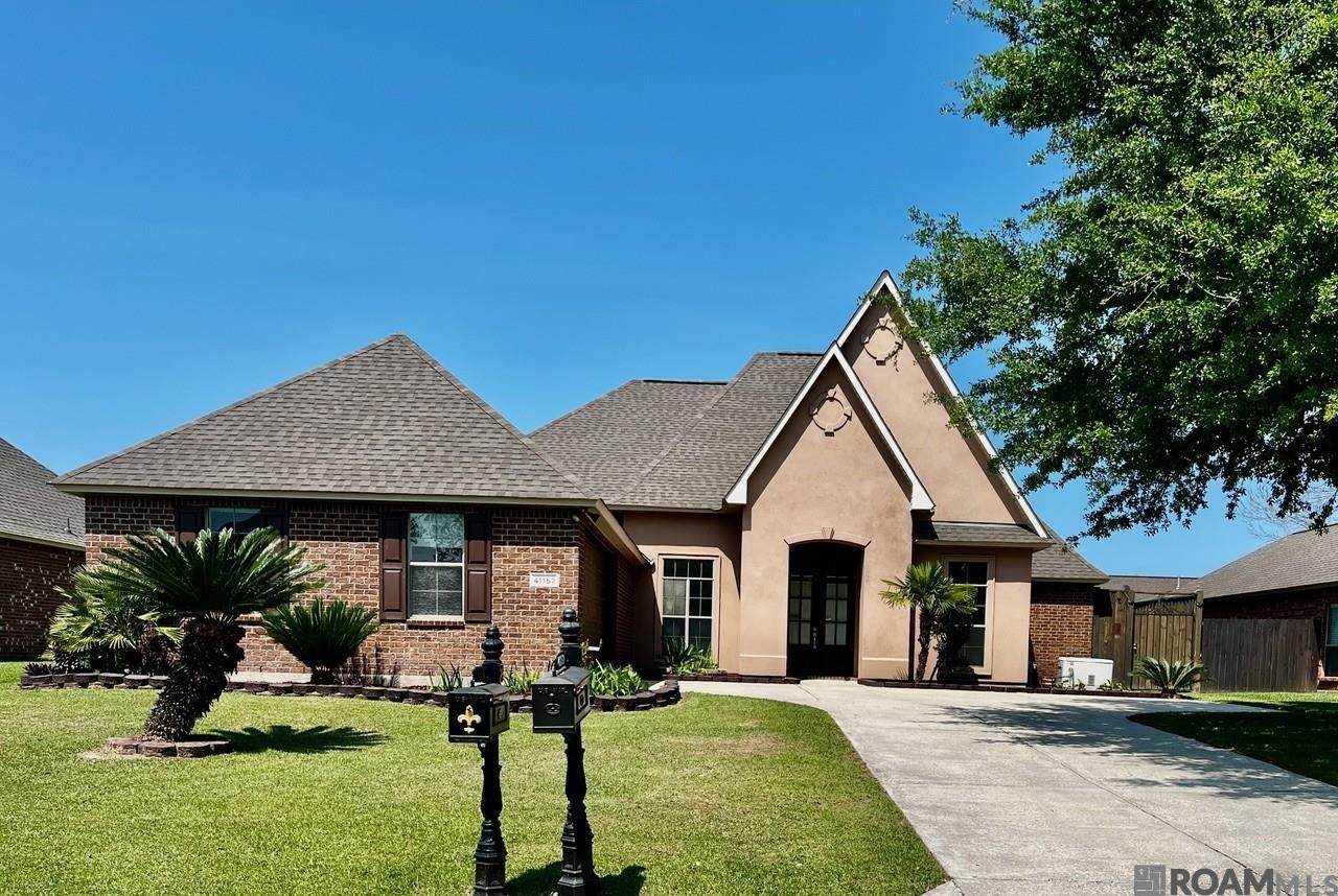 41152 New Orleans Dr - Photo 1