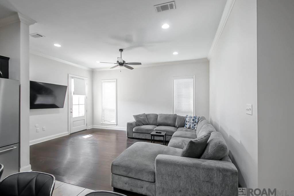 https://bt-photos.global.ssl.fastly.net/batonrouge/orig_boomver_3_2026005371-2.jpg