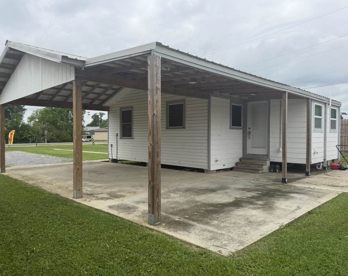 https://bt-photos.global.ssl.fastly.net/batonrouge/orig_boomver_2_2026006118-2.jpg