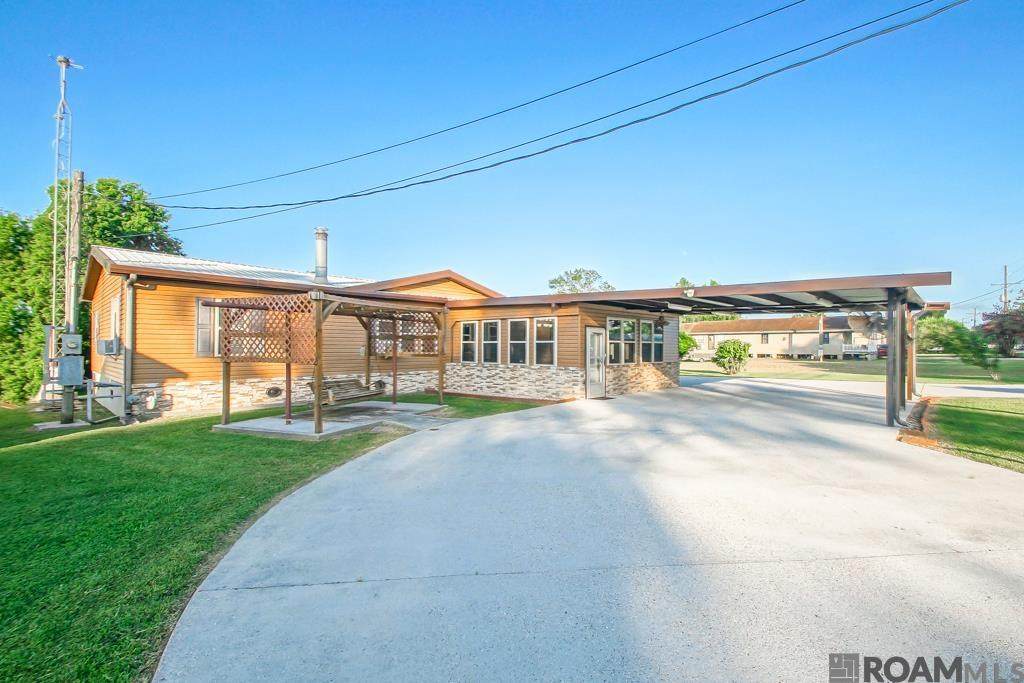 430 Belle River Rd - Photo 1