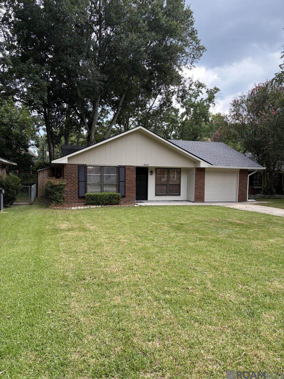 8626 Barnett Dr - Photo 1