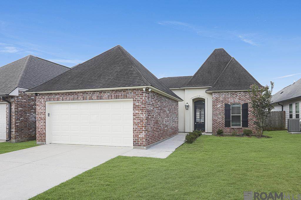 10394 Belle Isle Dr - Photo 1