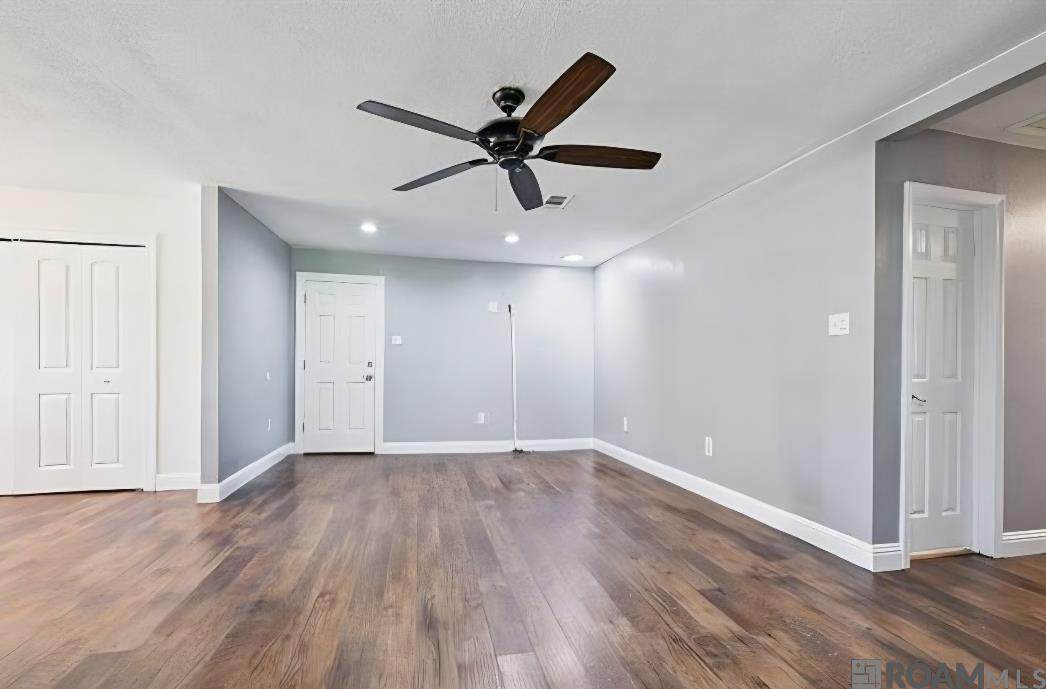 https://bt-photos.global.ssl.fastly.net/batonrouge/orig_boomver_2_2026014289-2.jpg