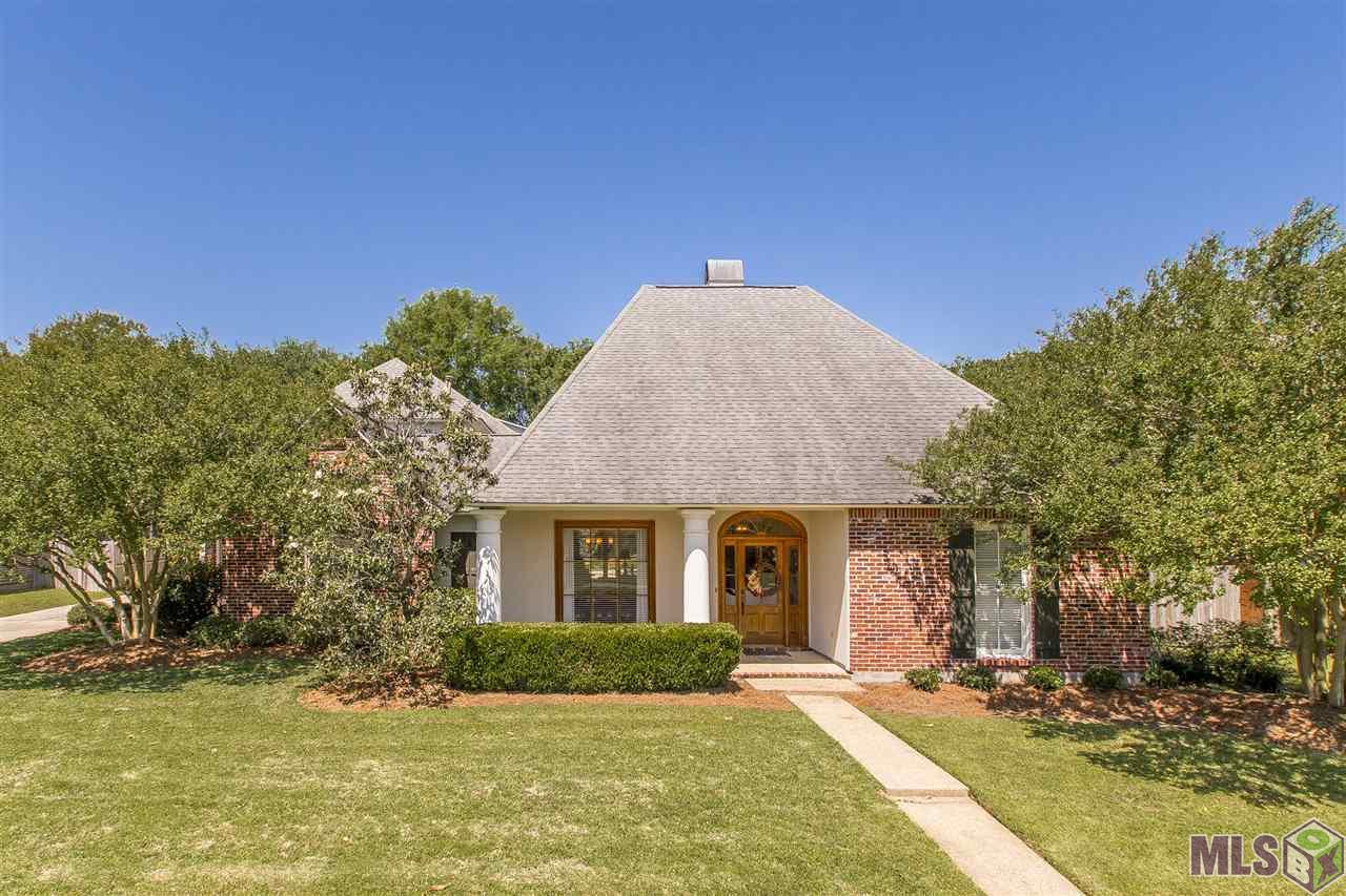 17760 Five Oaks Dr - Photo 1