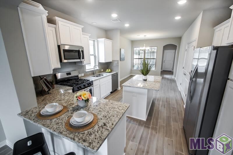 7623 Waterview Dr - Photo 1