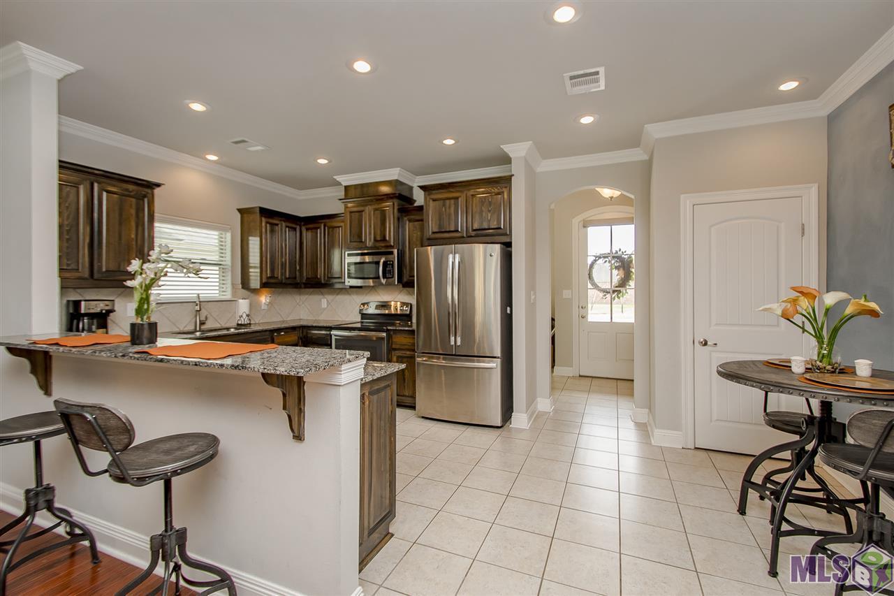 40012 Creek Bridge Ave - Photo 1