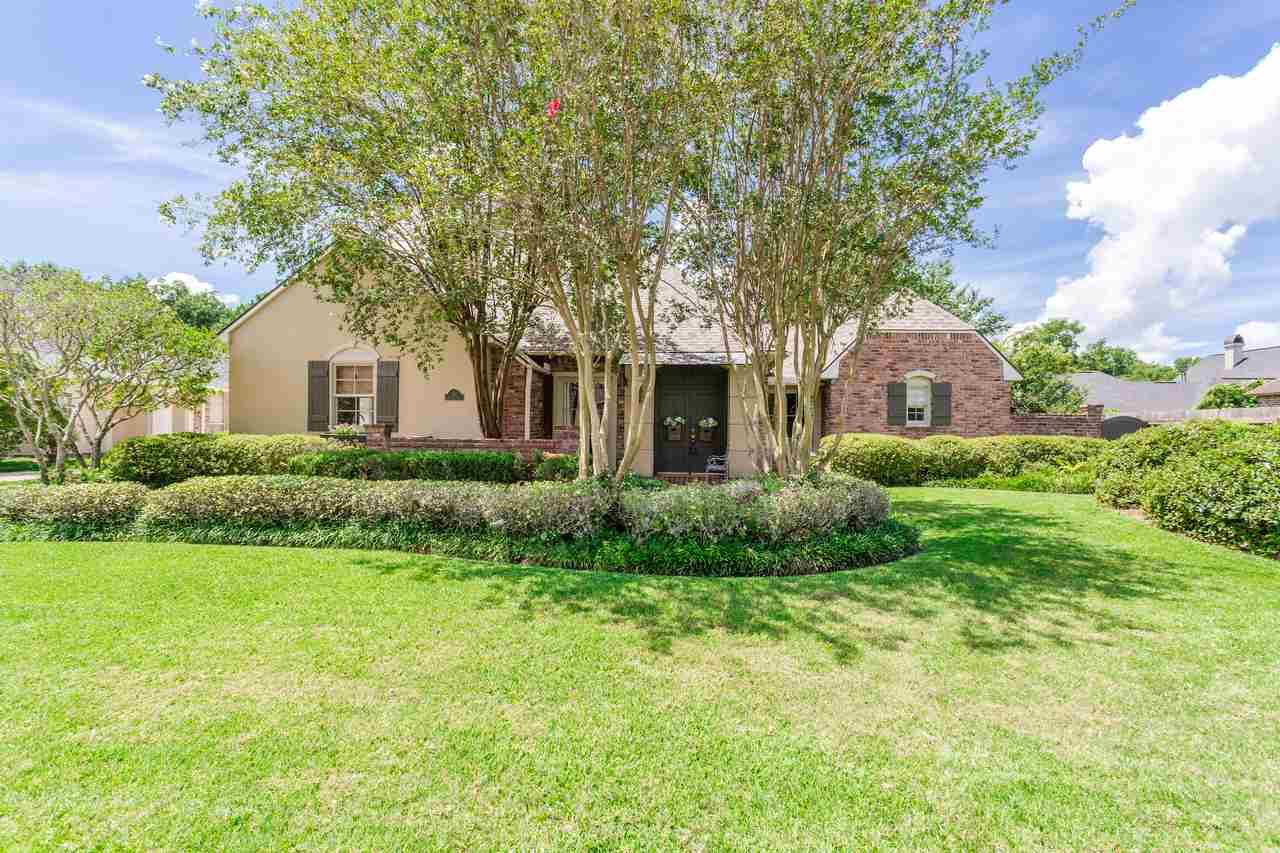 512 Hillgate Place - Photo 1
