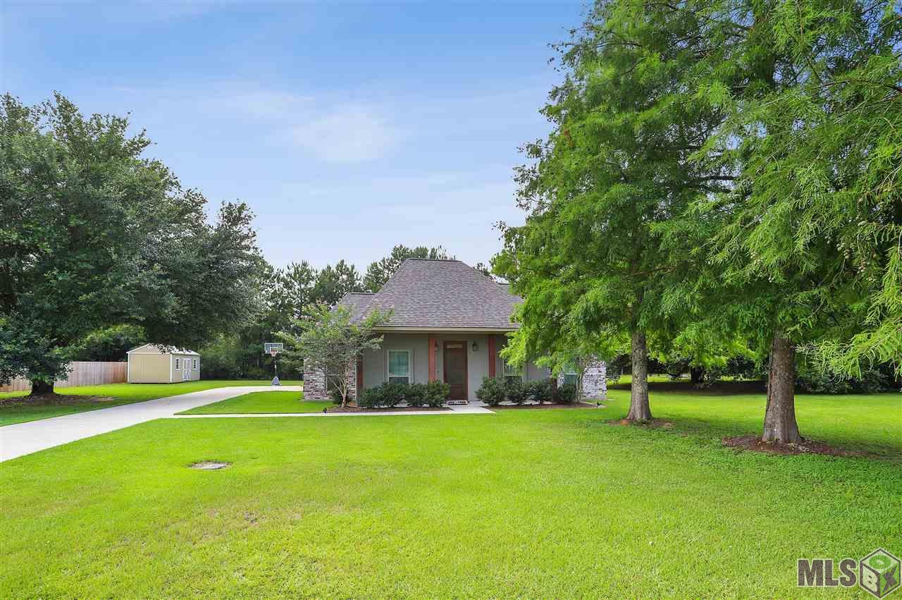 39569 Lakota Ln - Photo 1