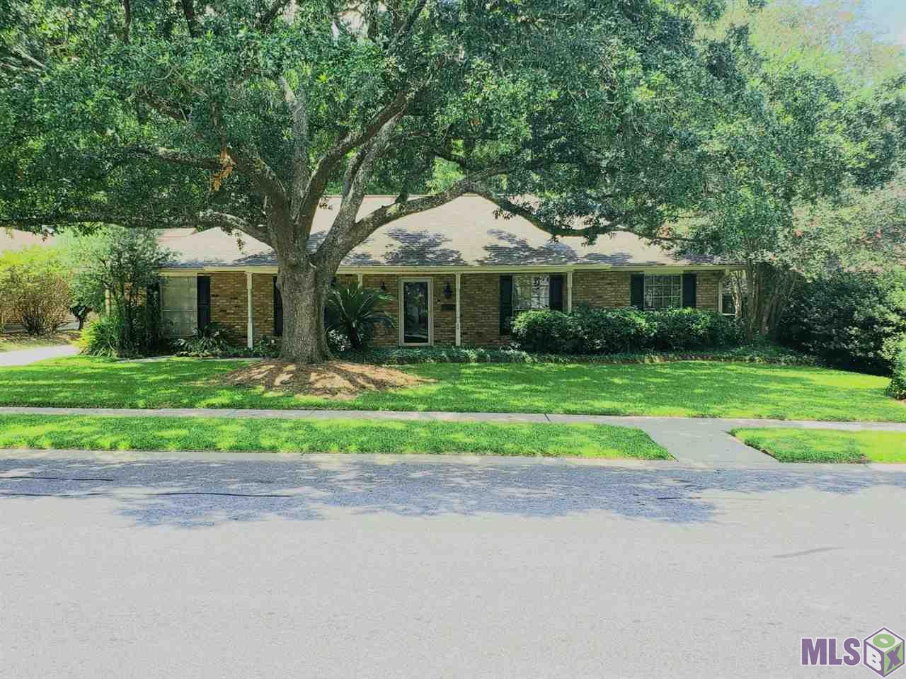 1440 Shawn Dr - Photo 1