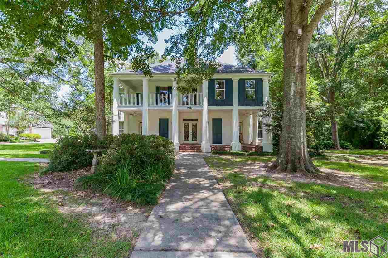931 Woodgate Blvd - Photo 1
