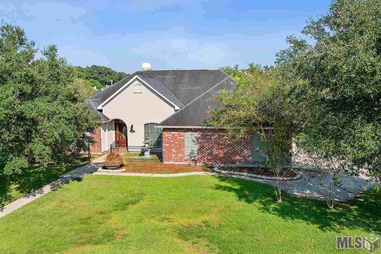 58495 Village Ct - Photo 1