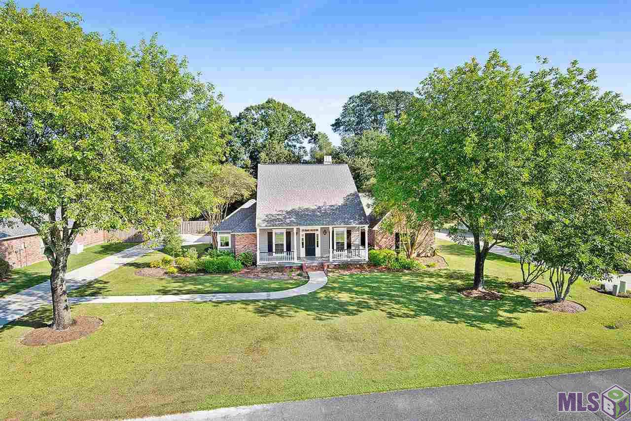 37504 Seven Oaks Ave - Photo 1
