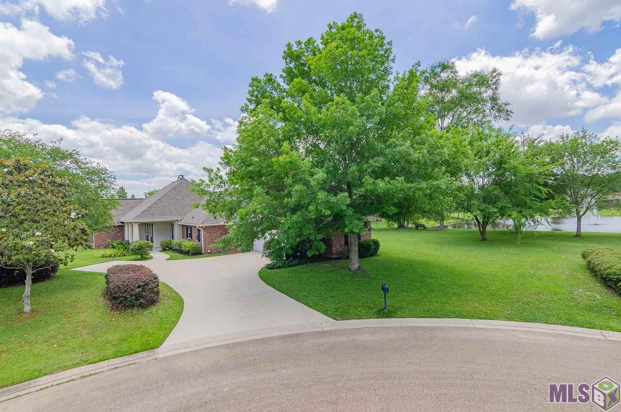 17074 Caroline Ct - Photo 1