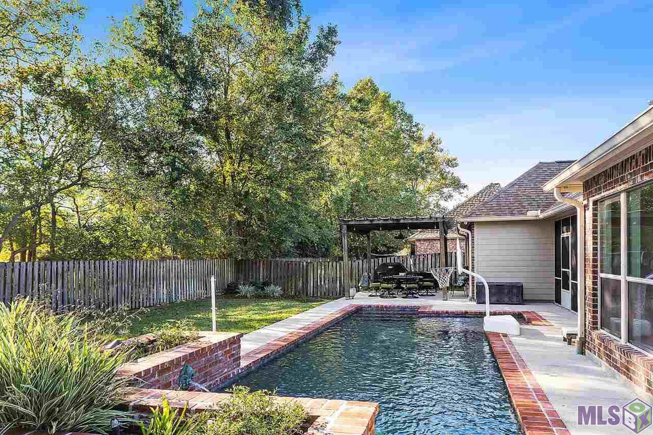 13256 Mill Point Dr - Photo 1